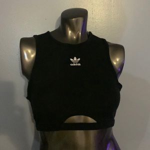 Addis’s cropped tank top
